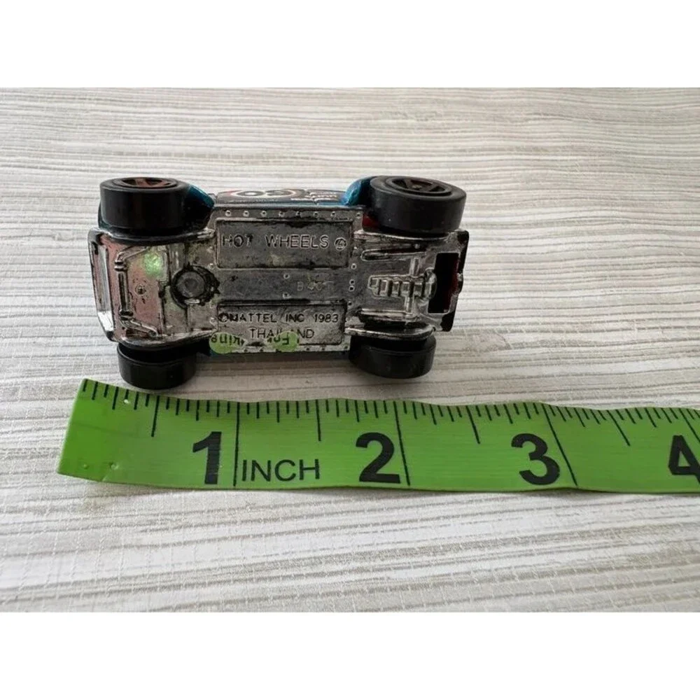 1983 hot wheels 09 car